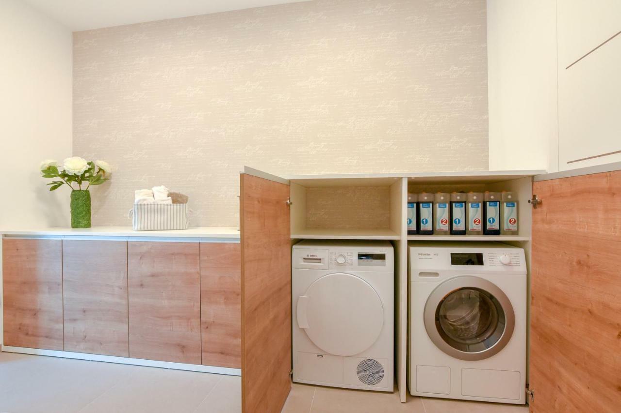Unique Luxury Designers Apartment ซาดาร์ ภายนอก รูปภาพ