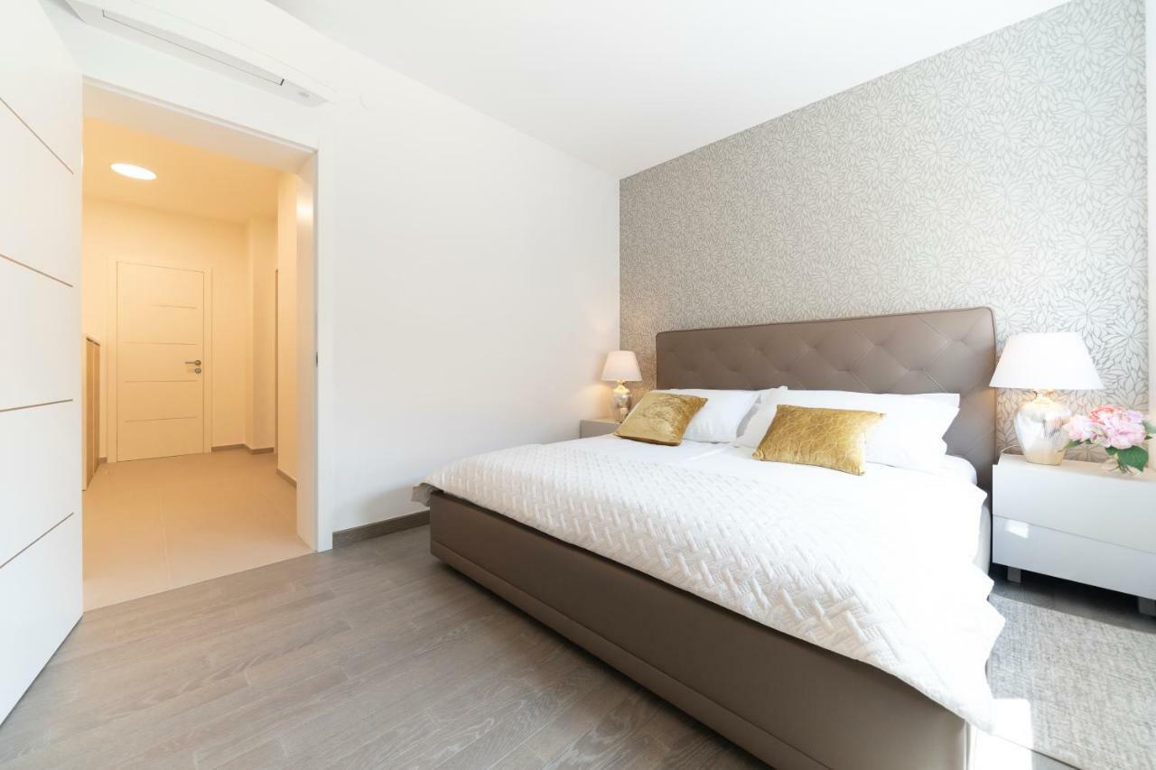 Unique Luxury Designers Apartment ซาดาร์ ภายนอก รูปภาพ